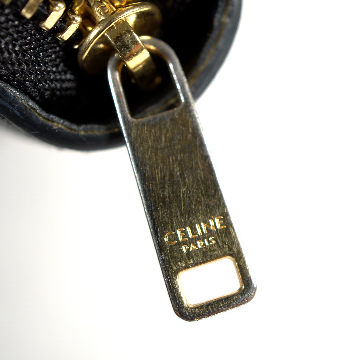 セリーヌ CELINE コンパクト ジップ ウォレット コインケース 小銭入れ カードケース ミニ財布 10B663BEL レザー ブラック 黒 イタリア製 メンズ レディース 中古 Bランク
