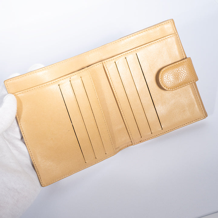 CHANEL シャネル ココマーク Wホック 二つ折り財布 ベージュ キャビアスキン レディース