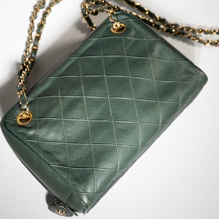 CHANEL シャネル マトラッセチェーンショルダー グリーン ヴィンテージ バッグ レディース