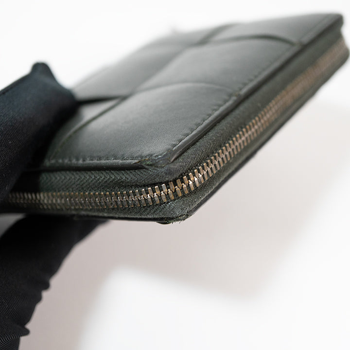 BOTTEGA VENETA ボッテガ ヴェネタ スモール カセット コンパクトジップアラウンドウォレット マキシイントレチャート ラウンドファスナー 2つ折り財布 ユニセックス レディース メンズ