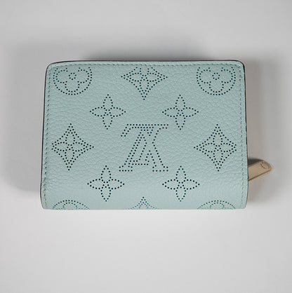 LOUIS VUITTON ルイヴィトンマヒナ ポルトフォイユ・クレア ブルーレディース M83502 二つ折り財布 日本限定 イニシャル入り コンパクトウォレット レディース