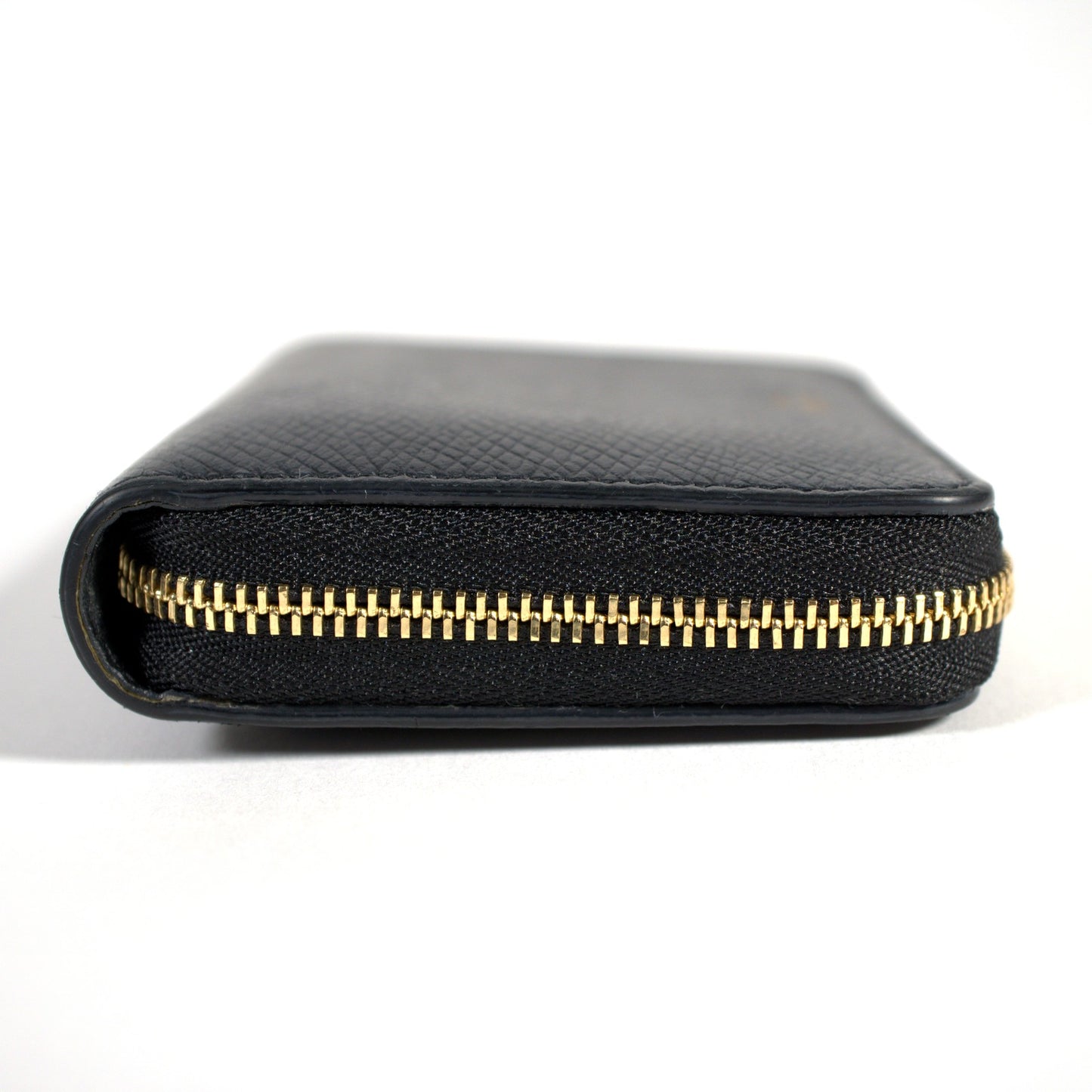 セリーヌ CELINE コンパクト ジップ ウォレット コインケース 小銭入れ カードケース ミニ財布 10B663BEL レザー ブラック 黒 イタリア製 メンズ レディース 中古 Bランク