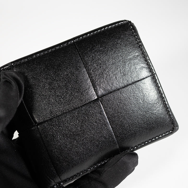 BOTTEGA VENETA ボッテガ ヴェネタ マキシイントレチャート MAXI INTRECCIATO 二つ折り財布