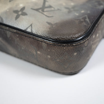 LOUIS VUITTON ルイヴィトン モノグラム ギャラクシー アルファ メッセンジャー ブラック M44165 メンズ ボディバッグ