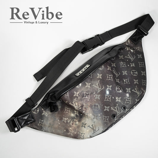 LOUIS VUITTON ルイヴィトン モノグラム ギャラクシー ディスカバリー バムバッグ ウエストバッグ ボディバッグ M44444 メンズ バッグ