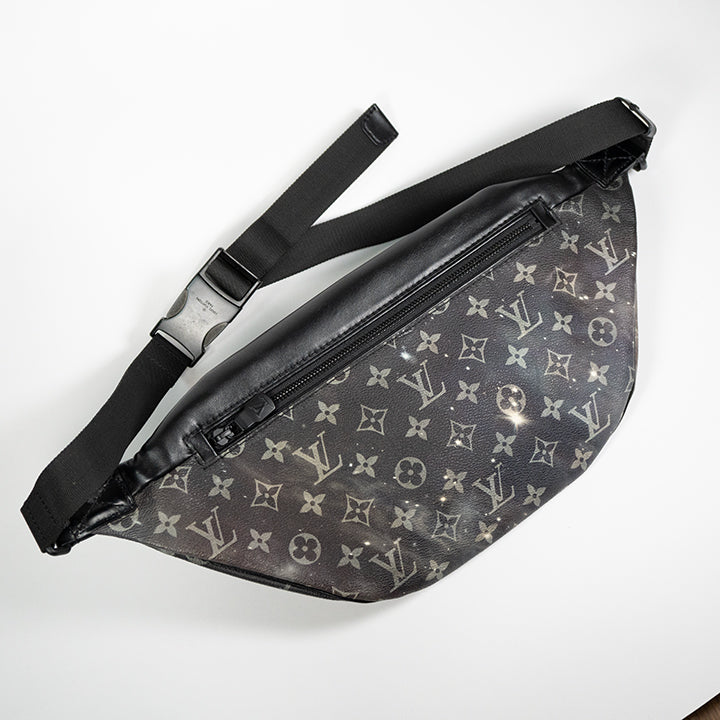 LOUIS VUITTON ルイヴィトン モノグラム ギャラクシー ディスカバリー バムバッグ ウエストバッグ ボディバッグ M44444 メンズ バッグ