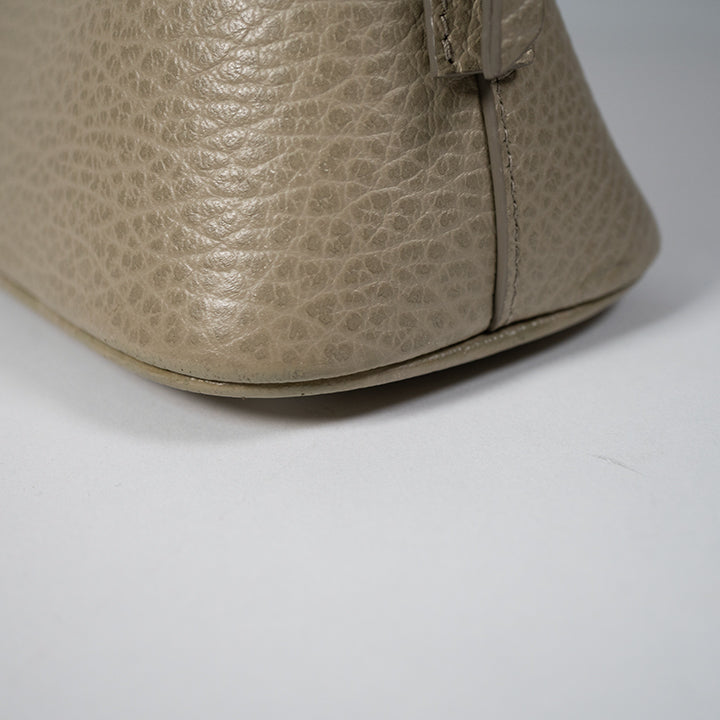 Maison Margiela メゾン マルジェラ 5AC マイクロ S56WG0081 レザー グレージュ ハンドバッグ レディース