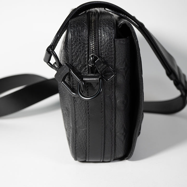 LOUIS VUITTON ルイヴィトン スティーマー メッセンジャー モノグラム ショルダーバッグ クロスボディバッグ トリヨン レザー ブラック 黒 M57307 メンズ RFID