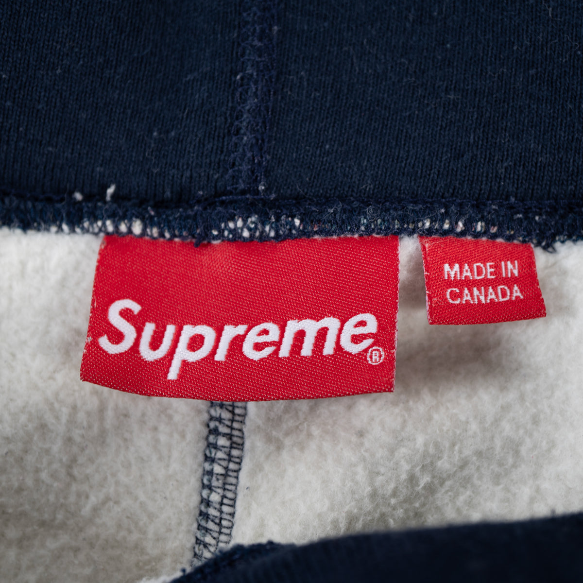 シュプリーム スウェットパンツ ネームタグ MADE IN CANADA