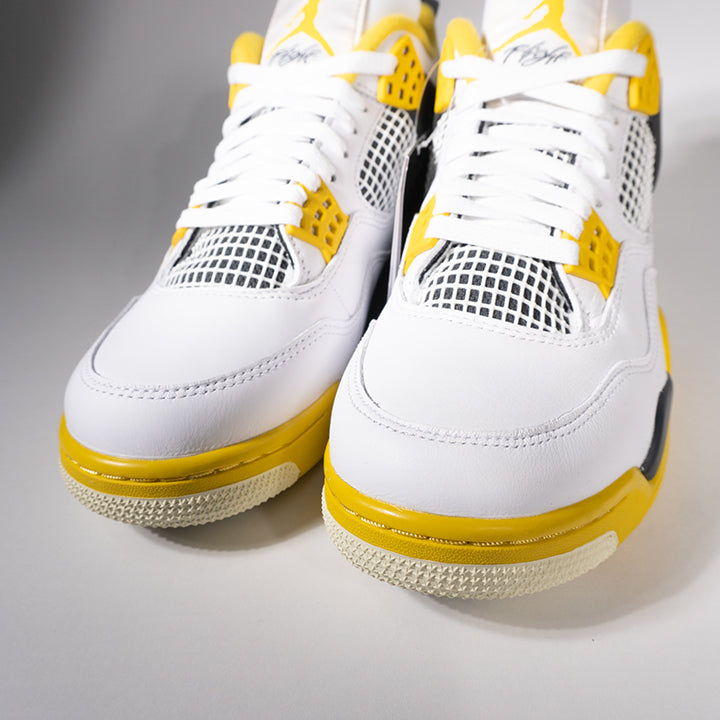 Nike Women's Air Jordan 4 Retro Vivid Sulfur ナイキ ウィメンズ エアジョーダン4 レトロ AQ9129-101 メンズ スニーカー