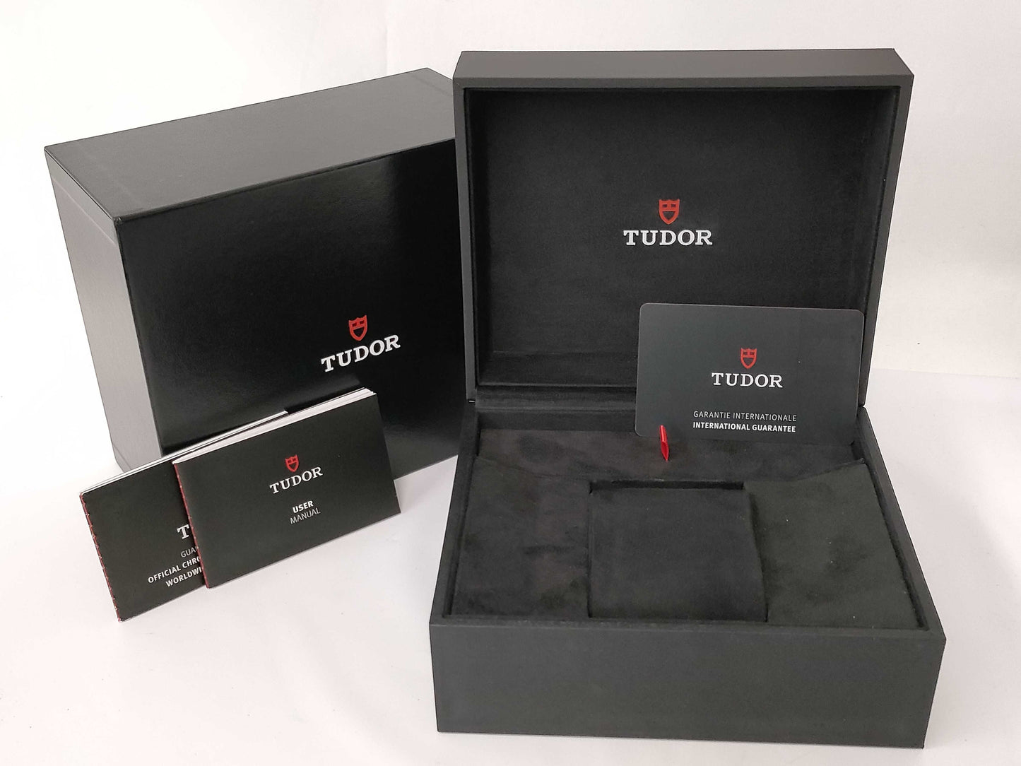 TUDOR チューダー ブラックベイ 54 79000N-0001 時計 メンズ