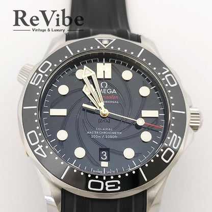 OMEGA オメガ シーマスター ダイバー 300M コーアクシャル マスター クロノメーター 42MM 210.22.42.20.01.004 007 ジェームス・ボンド リミテッド 時計 メンズ