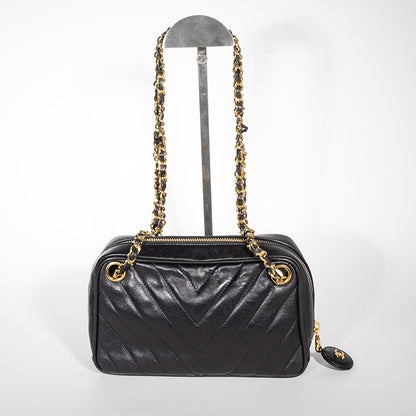 CHANEL ラムスキン Vスティッチ シェブロン チェーンショルダー シャネル ヴィンテージ レディース