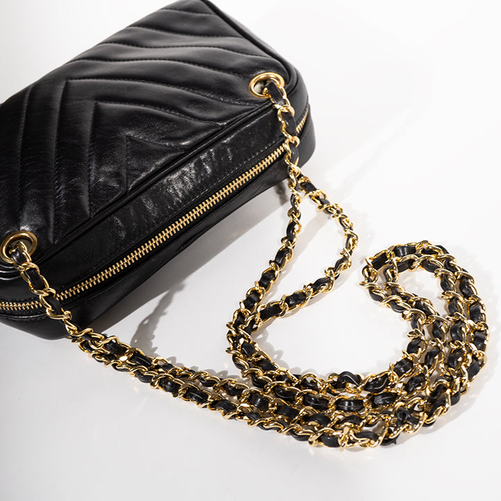 CHANEL ラムスキン Vスティッチ シェブロン チェーンショルダー シャネル ヴィンテージ レディース